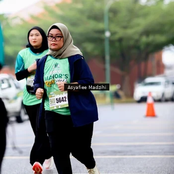 Runner Photo 8581409