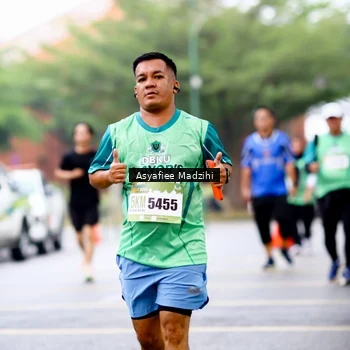 Runner Photo 8581513