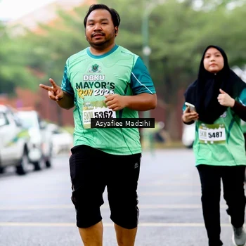 Runner Photo 8581535