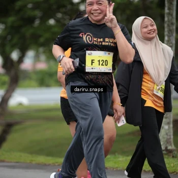 Runner Photo 8581884