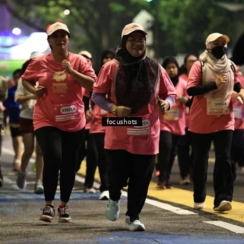Runner Photo 8582002