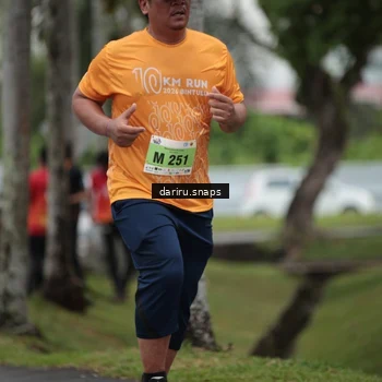 Runner Photo 8582134
