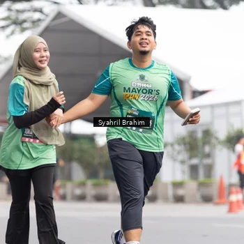 Runner Photo 8582172