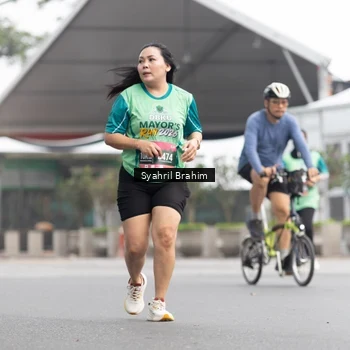 Runner Photo 8582206