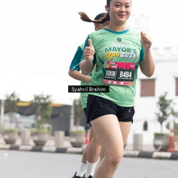 Runner Photo 8582209