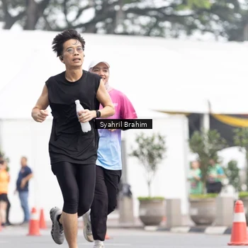 Runner Photo 8582241