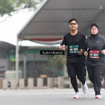 Runner Photo 8582259