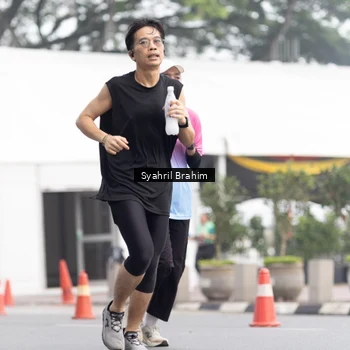Runner Photo 8582279