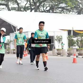 Runner Photo 8582314