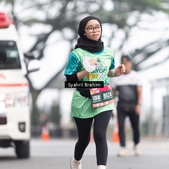 Runner Photo 8582322