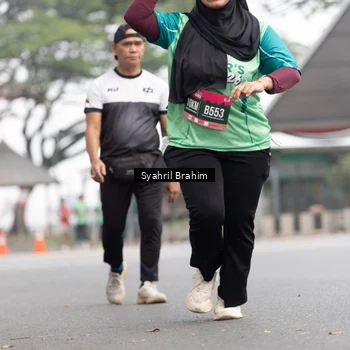 Runner Photo 8582335