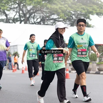 Runner Photo 8582338
