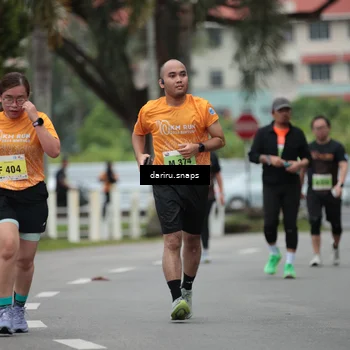 Runner Photo 8582504