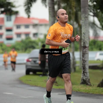 Runner Photo 8582509