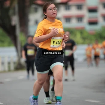 Runner Photo 8582565