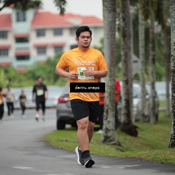 Runner Photo 8582575