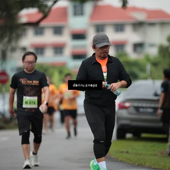 Runner Photo 8582605
