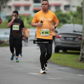 Runner Photo 8582771