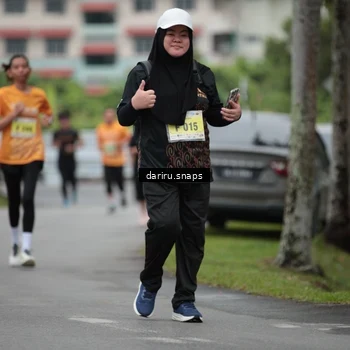 Runner Photo 8582813