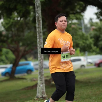 Runner Photo 8582875