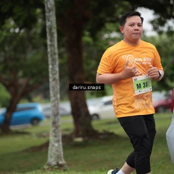Runner Photo 8582876