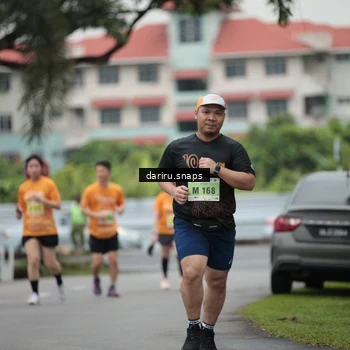 Runner Photo 8582921