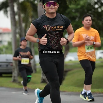 Runner Photo 8582928