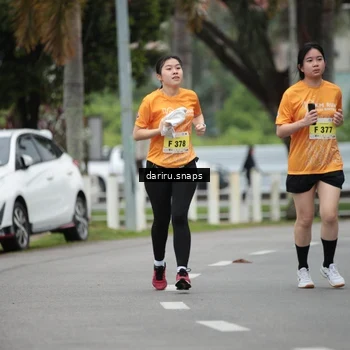 Runner Photo 8582944