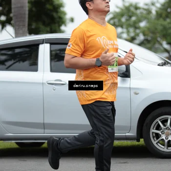 Runner Photo 8582951