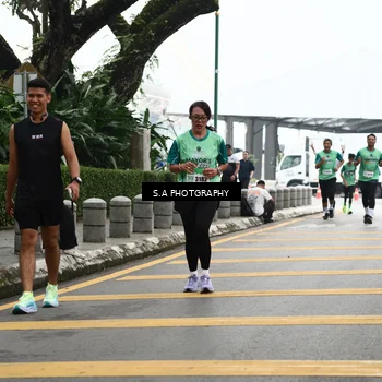 Runner Photo 8583072