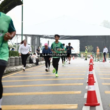 Runner Photo 8583090