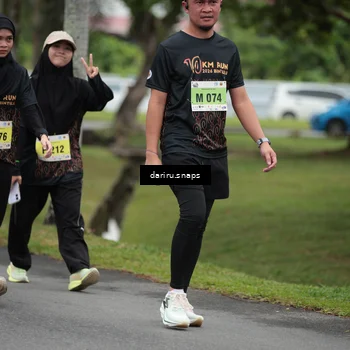 Runner Photo 8583103