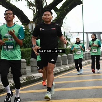 Runner Photo 8583107