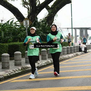 Runner Photo 8583117
