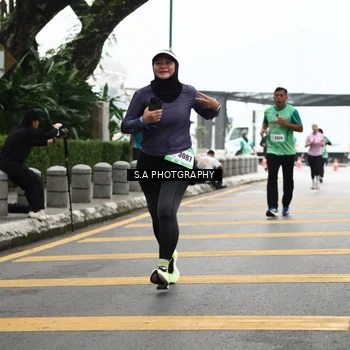 Runner Photo 8583148