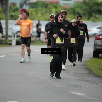 Runner Photo 8583156