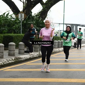 Runner Photo 8583161