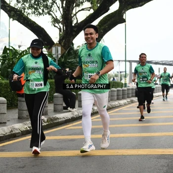 Runner Photo 8583259