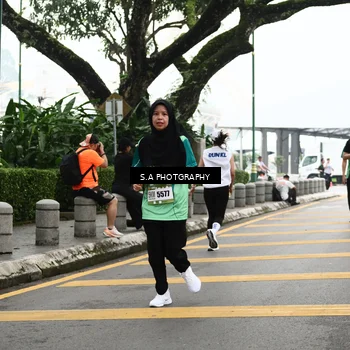 Runner Photo 8583302