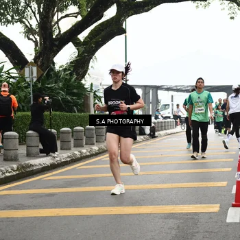 Runner Photo 8583305