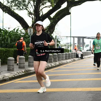 Runner Photo 8583315
