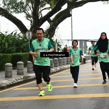 Runner Photo 8583336