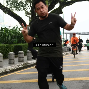 Runner Photo 8583350