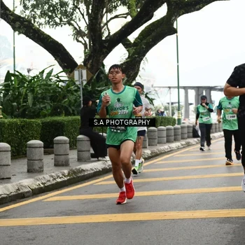 Runner Photo 8583411