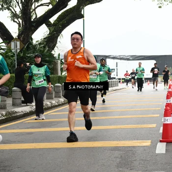 Runner Photo 8583417