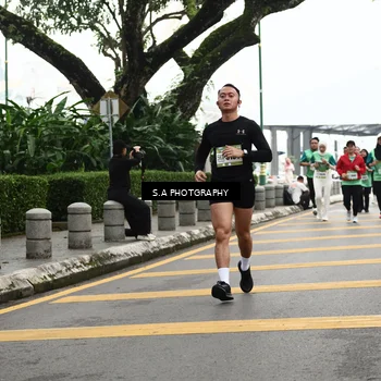 Runner Photo 8583442