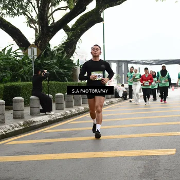 Runner Photo 8583454