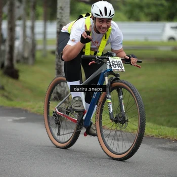 Runner Photo 8583542