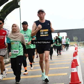 Runner Photo 8583565