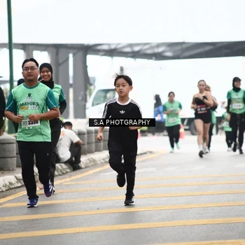 Runner Photo 8583640